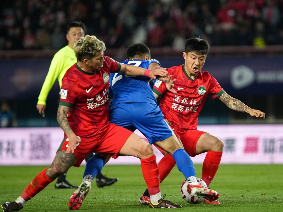 国内球队备战国际赛事，迎战关键战(国内球队备战国际赛事,迎战关键战术是什么)