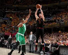 开拓者客场惨败尼克斯，遭遇三连败(开拓者被谁淘汰)