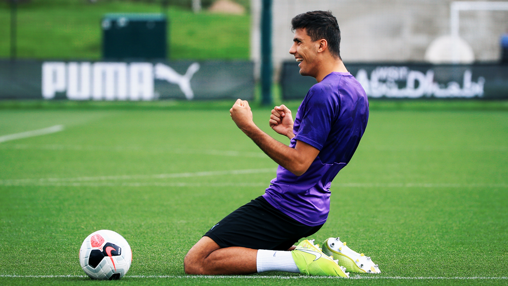 佛罗伦萨新秀逐渐融入球队，表现亮眼展现实力的简单介绍