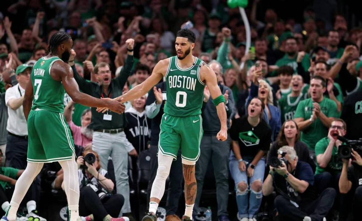 凯尔特人防守失误连连，遭受逆转失利的简单介绍