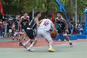 关于篮球招募新人选拔赛开幕，涌现新生力量的信息